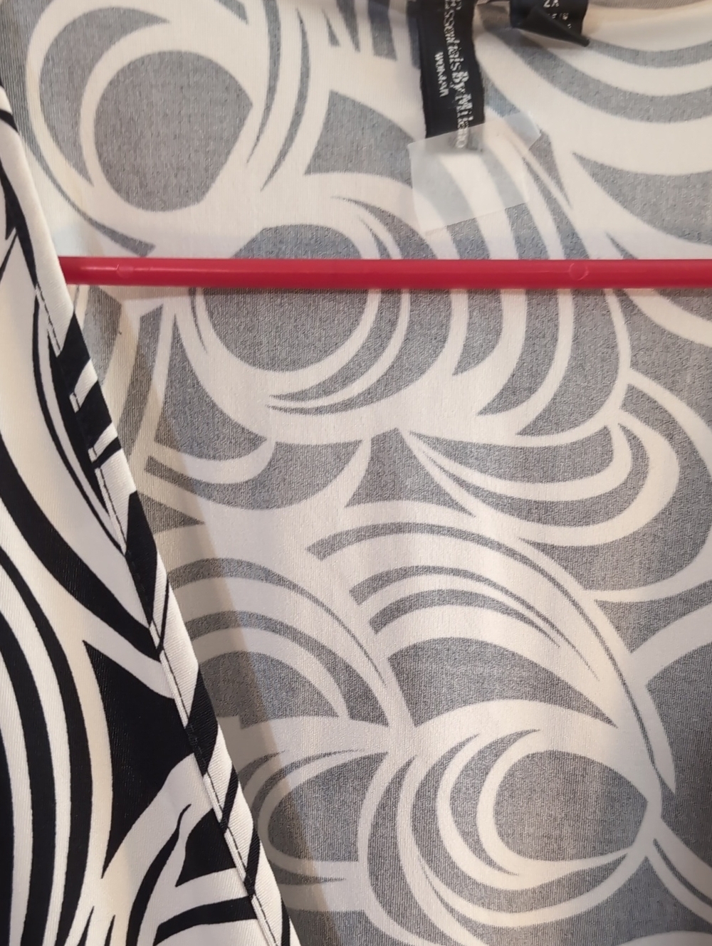 Essentials by Milano Black and White Graphic Swirl Blouse